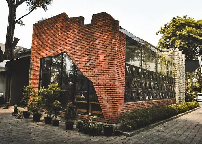 Oyo 90738 Griya Dara Hotel Jakarta